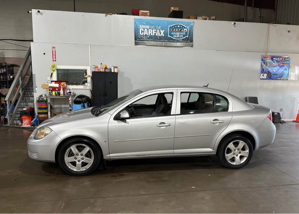 2009 Chevrolet Cobalt Image 3