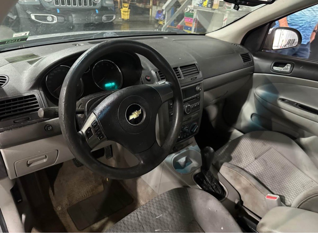 2009 Chevrolet Cobalt Image 10
