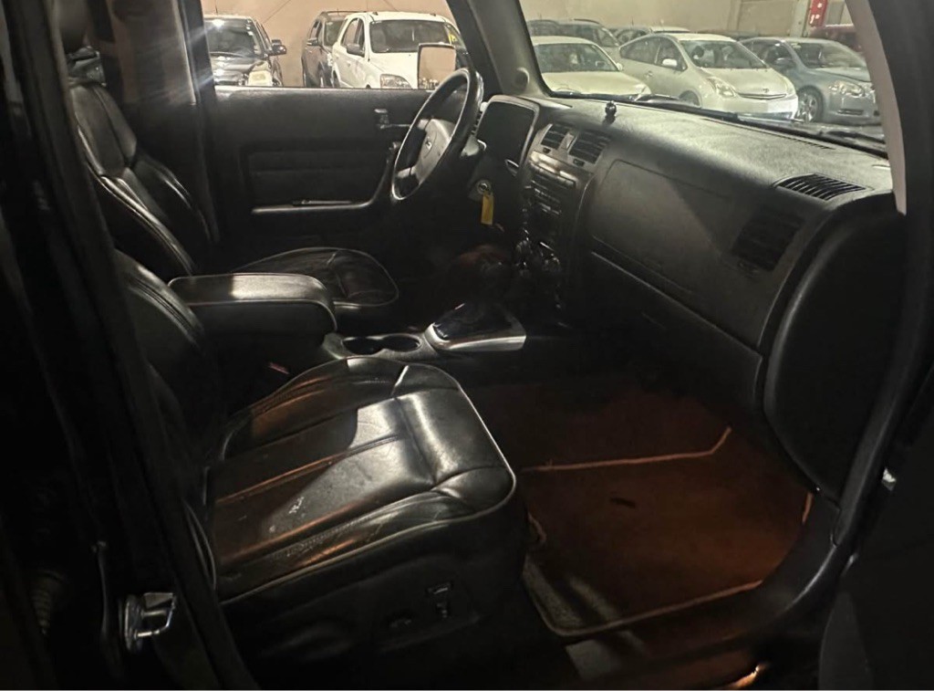 2006 HUMMER H3 Image 8
