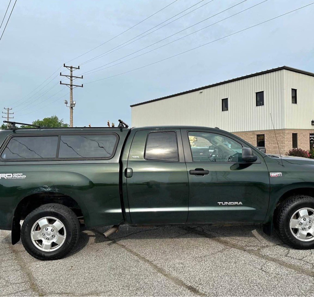 2010 Toyota Tundra Image 2