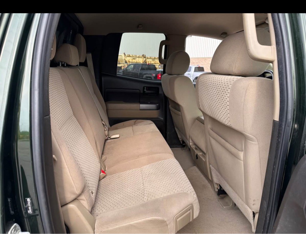 2010 Toyota Tundra Image 11
