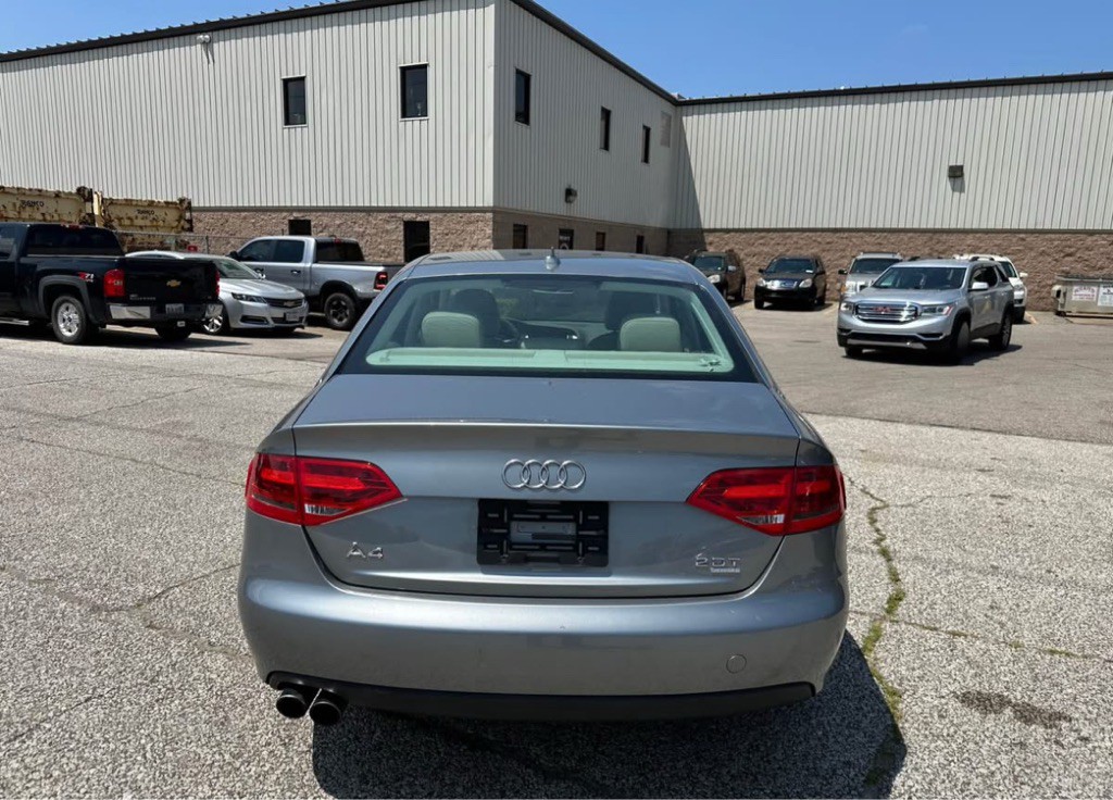 2011 Audi A4 Image 4