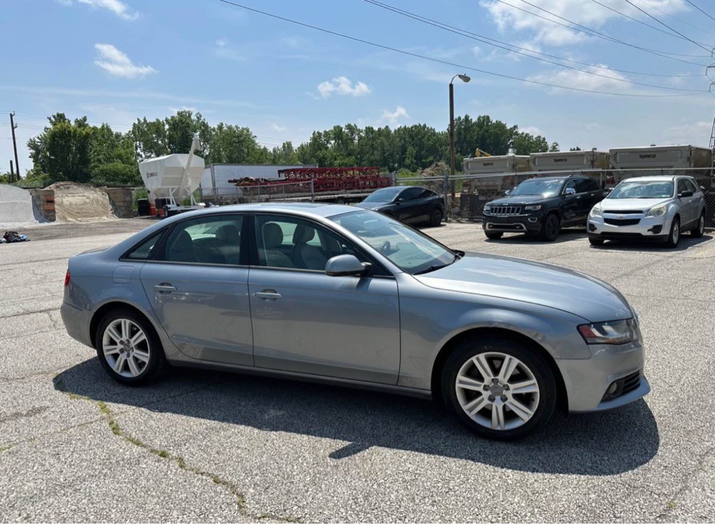 2011 Audi A4 Image 6