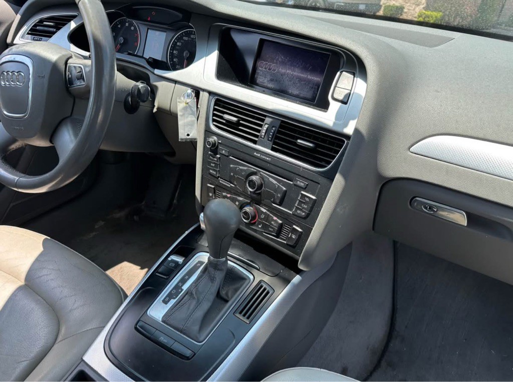 2011 Audi A4 Image 9