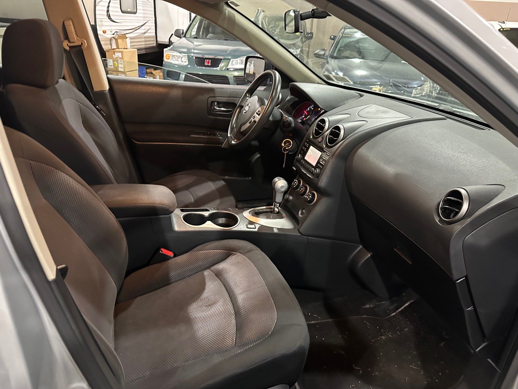 2012 Nissan Rogue Image 5