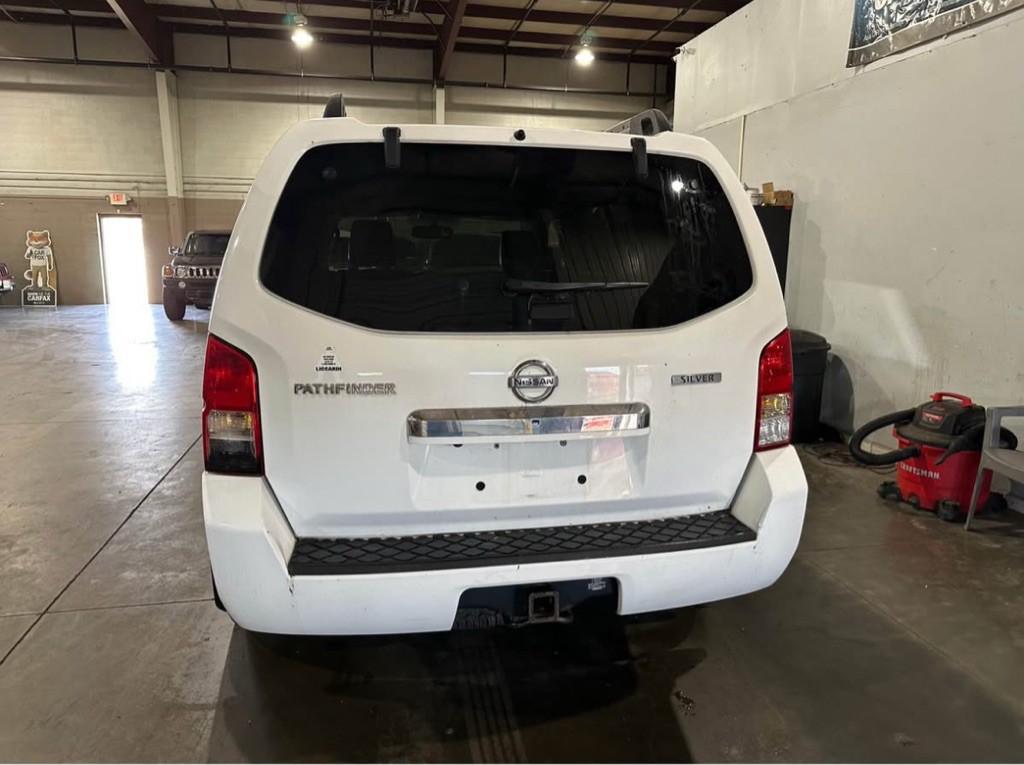 2011 Nissan Pathfinder Image 5