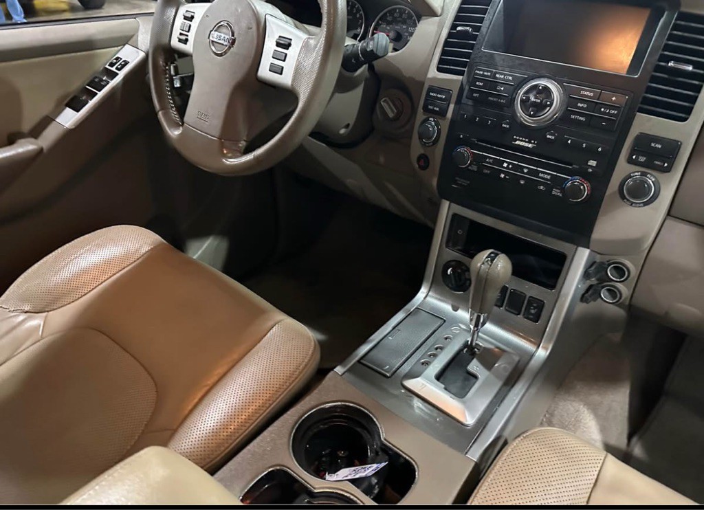 2011 Nissan Pathfinder Image 10