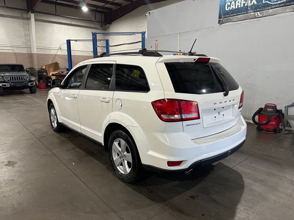 2012 Dodge Journey Image 4