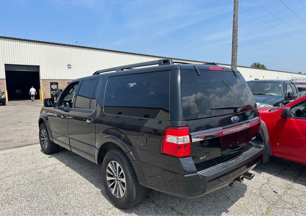 2015 Ford Expedition Image 3
