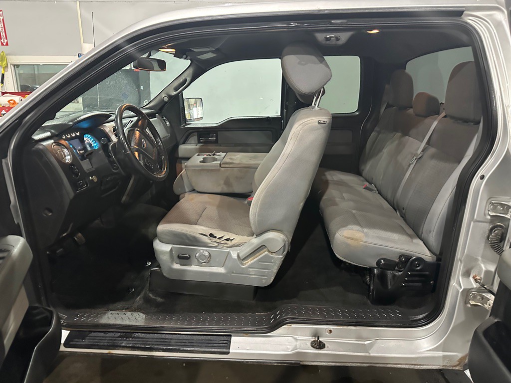 2014 Ford F-150 Image 9
