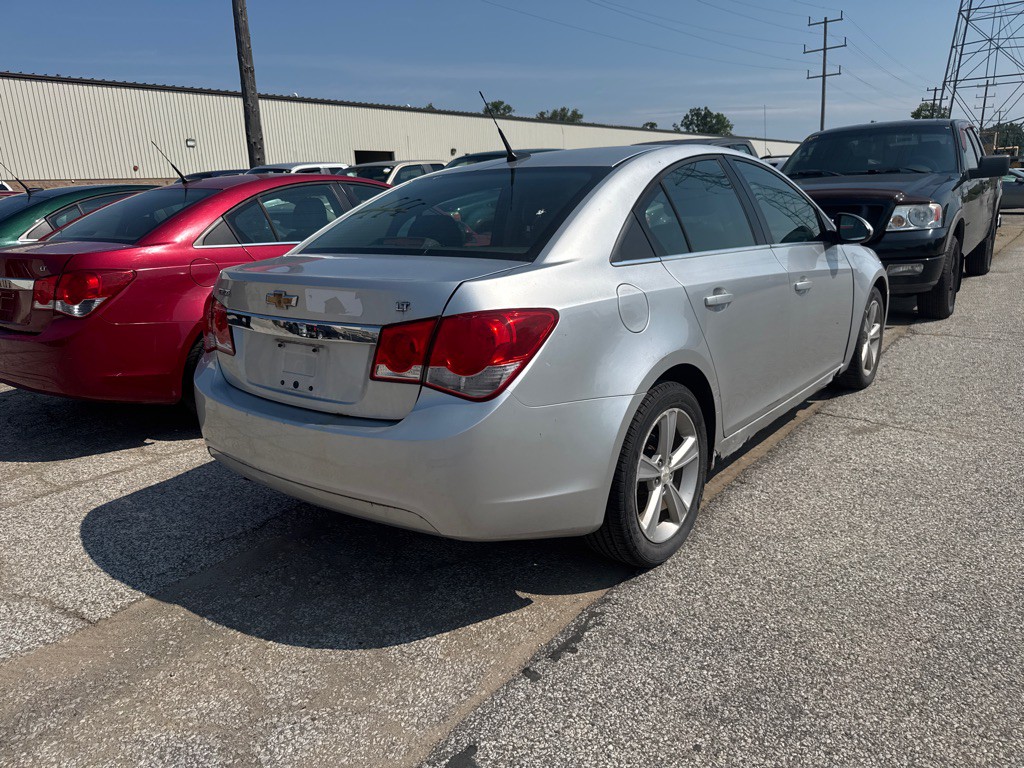 2014 Chevrolet Cruze Image 4