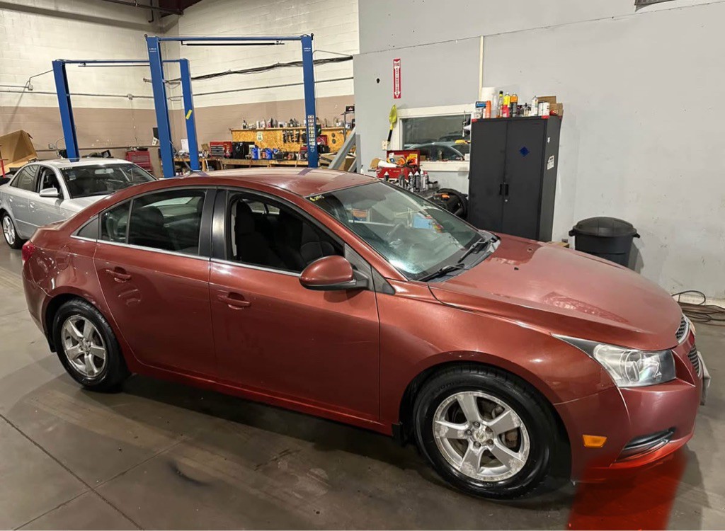 2013 Chevrolet Cruze Image 6