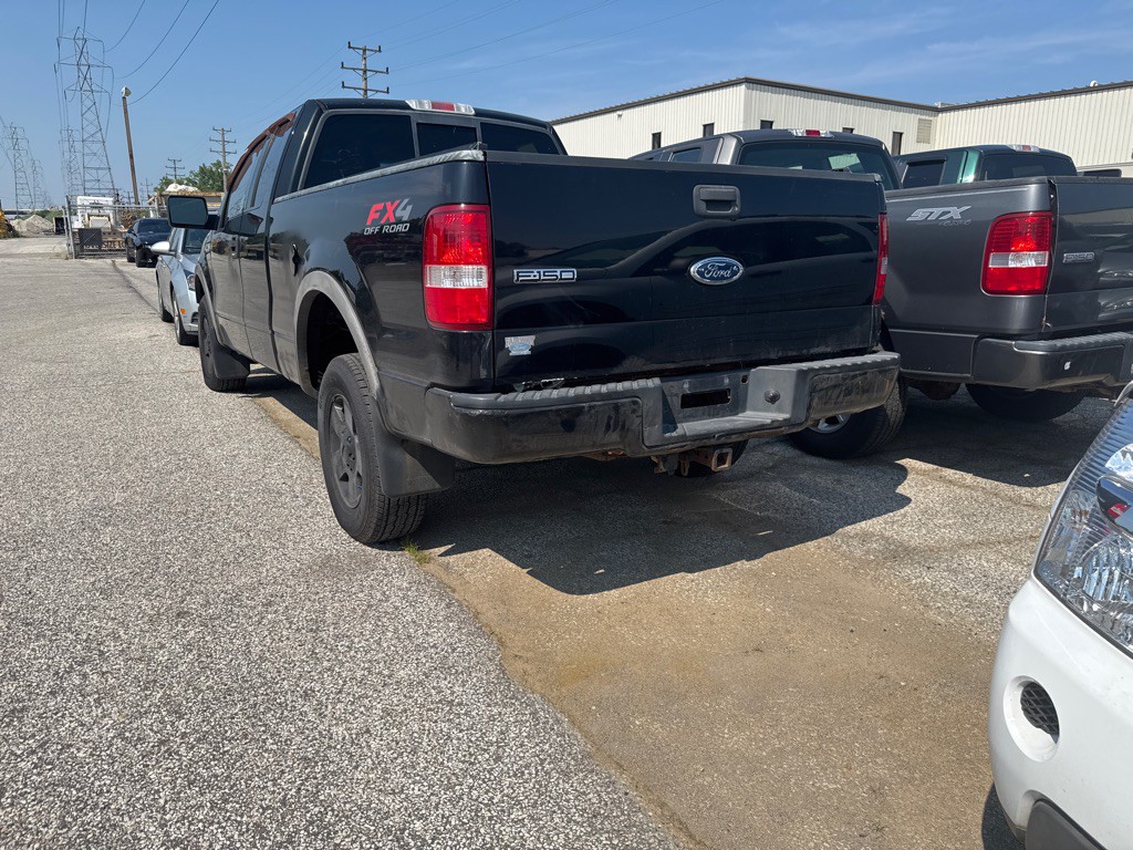 2004 Ford F-150 Image 3