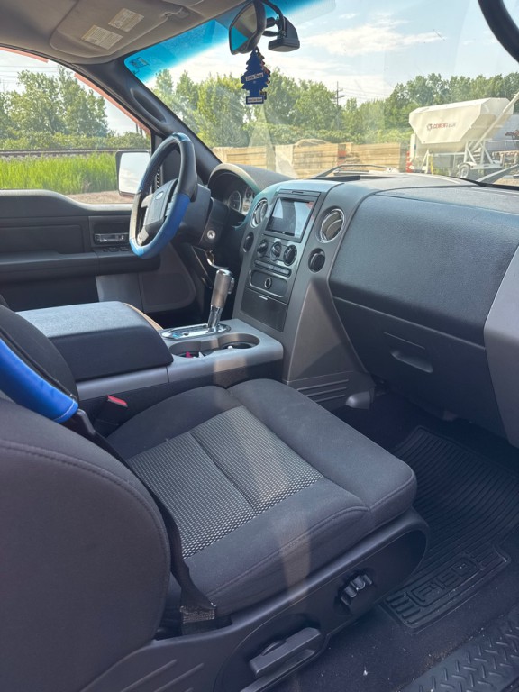 2004 Ford F-150 Image 7