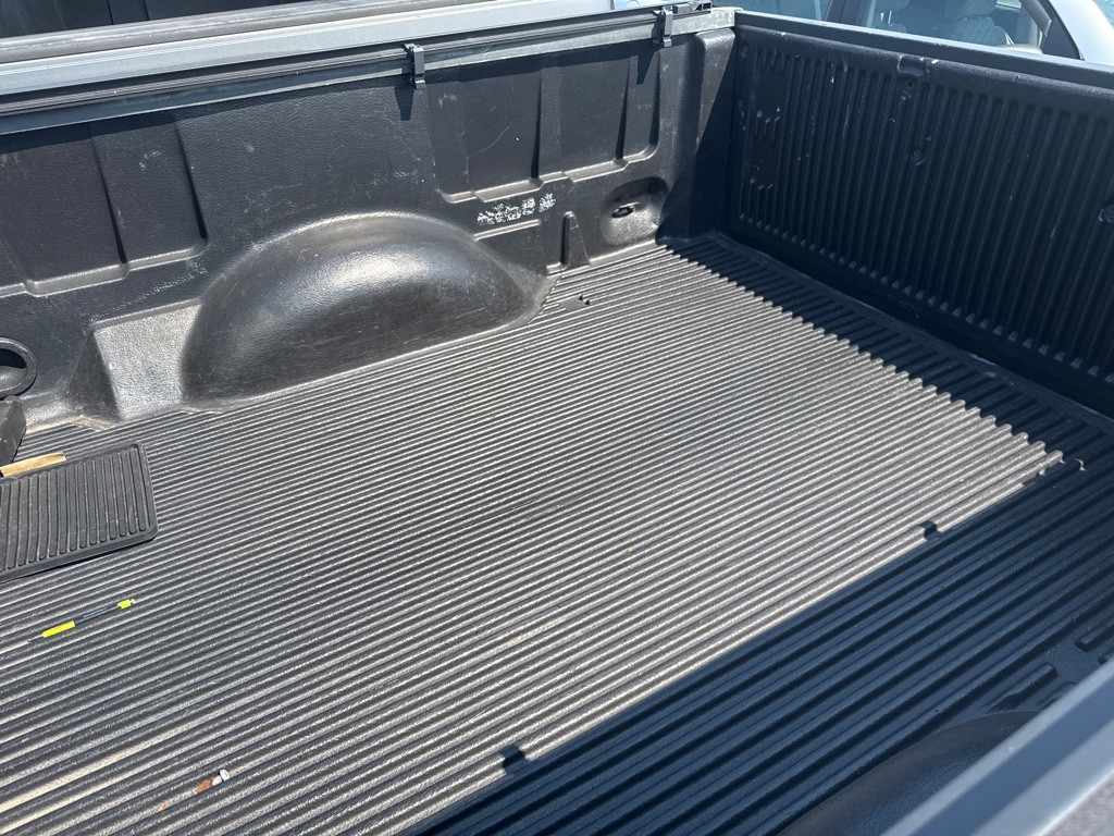 2004 Ford F-150 Image 9