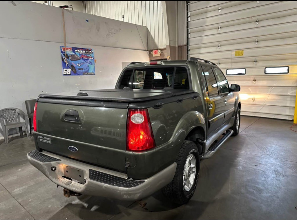 2003 Ford Explorer Image 6