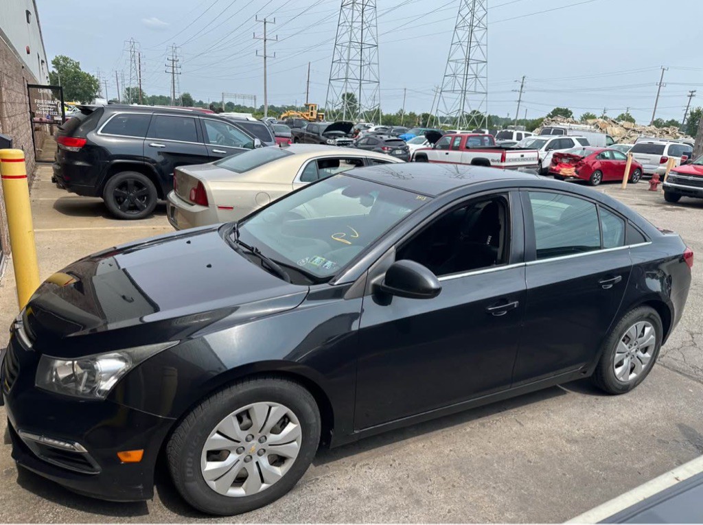 2015 Chevrolet Cruze Image 3