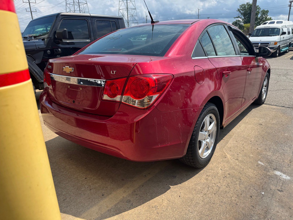 2011 Chevrolet Cruze Image 4