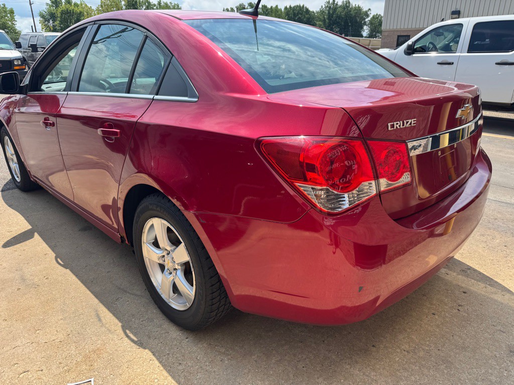 2011 Chevrolet Cruze Image 5