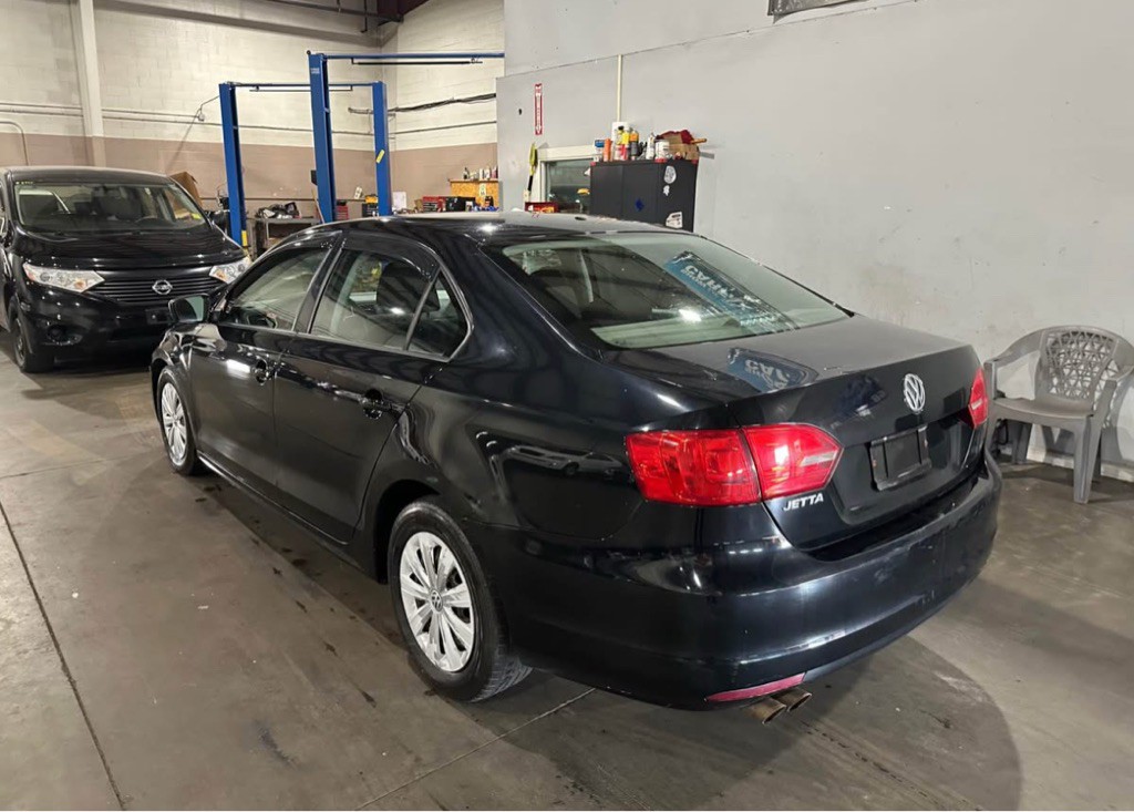 2012 Volkswagen Jetta Image 5