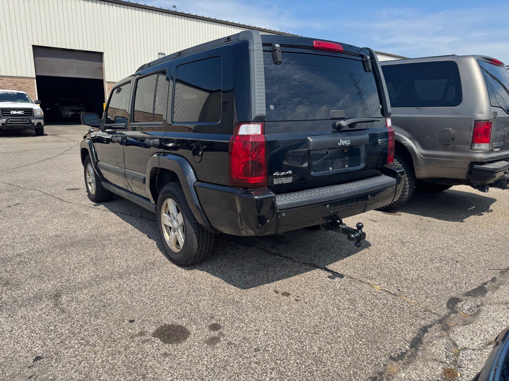 2006 Jeep Commander Image 3