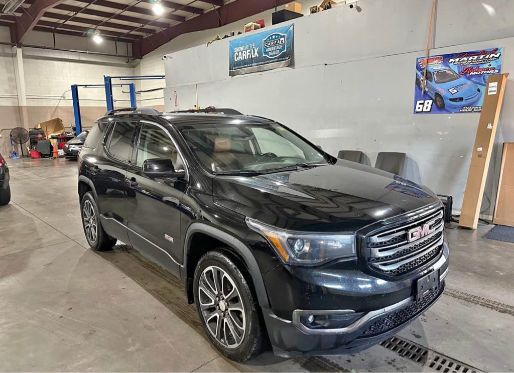 2018 GMC Acadia Image 1