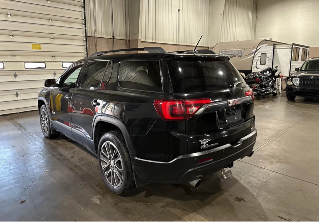 2018 GMC Acadia Image 6