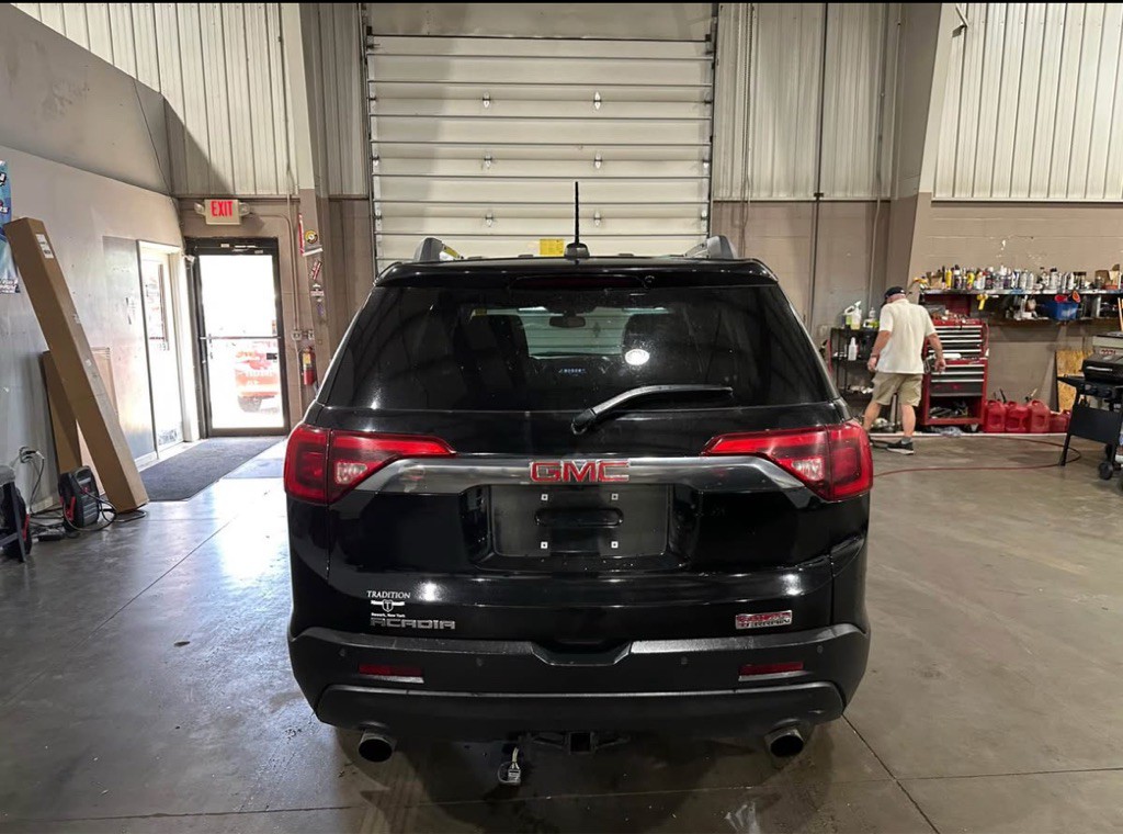 2018 GMC Acadia Image 7