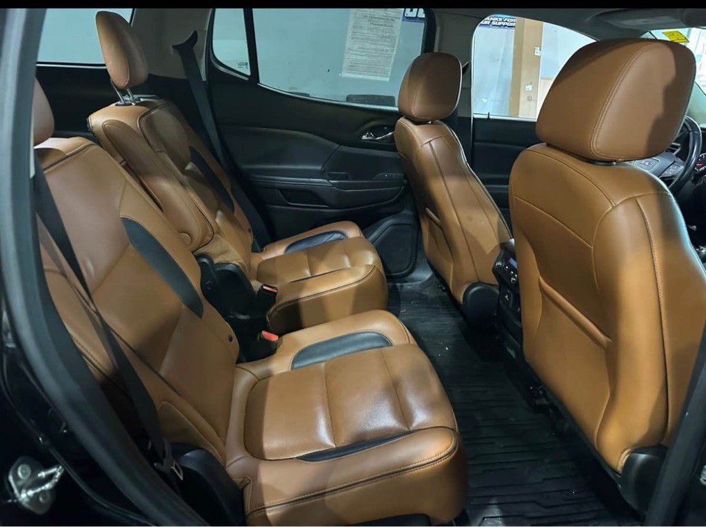 2018 GMC Acadia Image 9