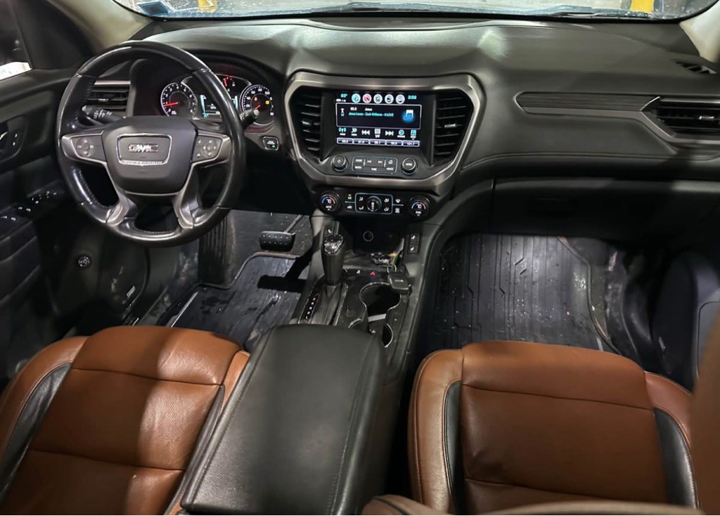 2018 GMC Acadia Image 11