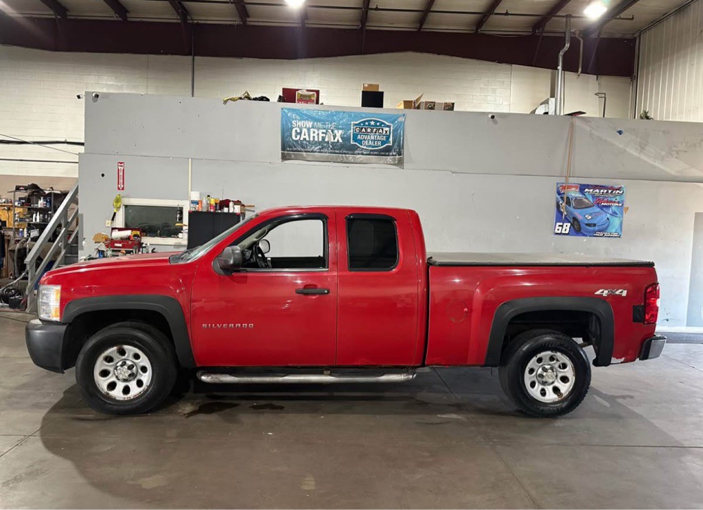 2012 Chevrolet Silverado 1500 Image 2