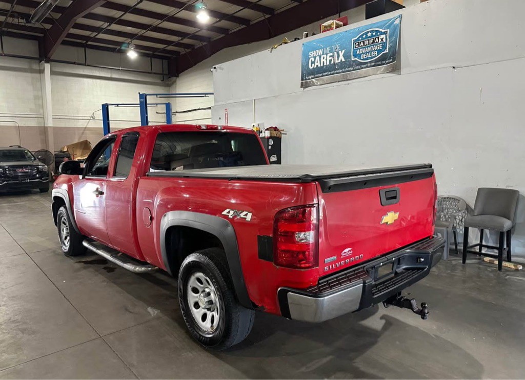 2012 Chevrolet Silverado 1500 Image 3