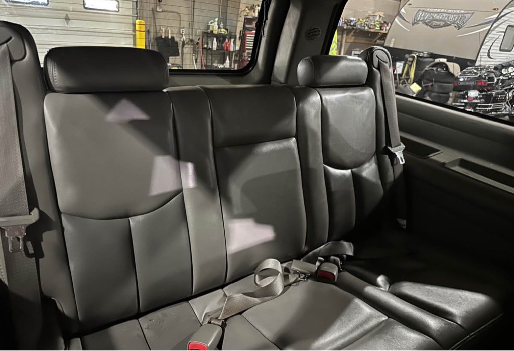 2004 GMC Yukon Image 11