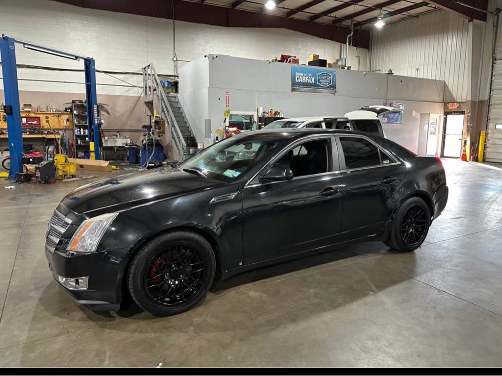 2009 Cadillac CTS Image 2
