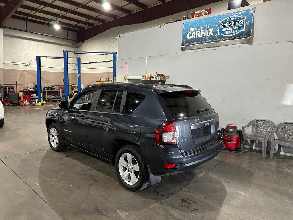 2014 Jeep Compass Image 4