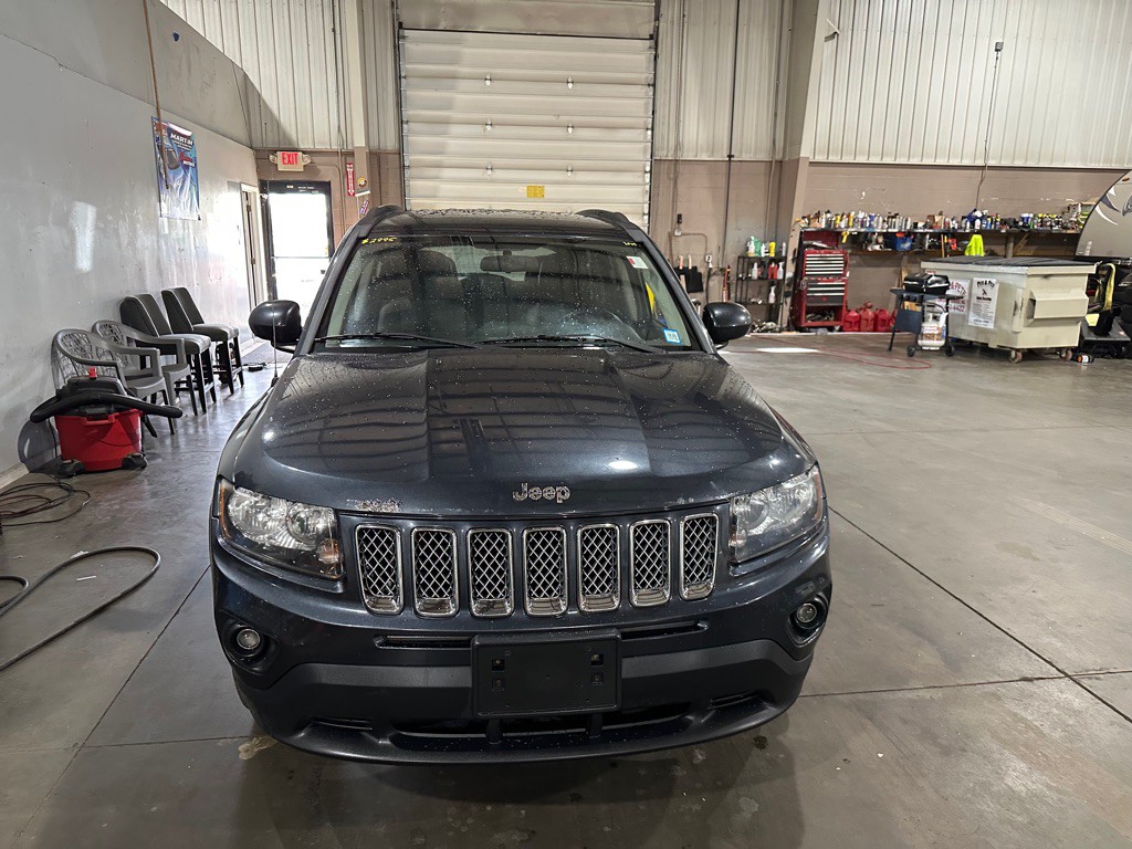 2014 Jeep Compass Image 8