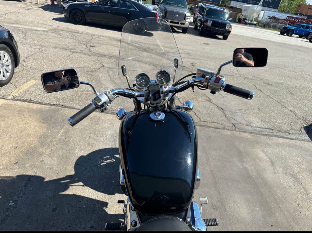 2002 Honda VF750C Magna Image 6