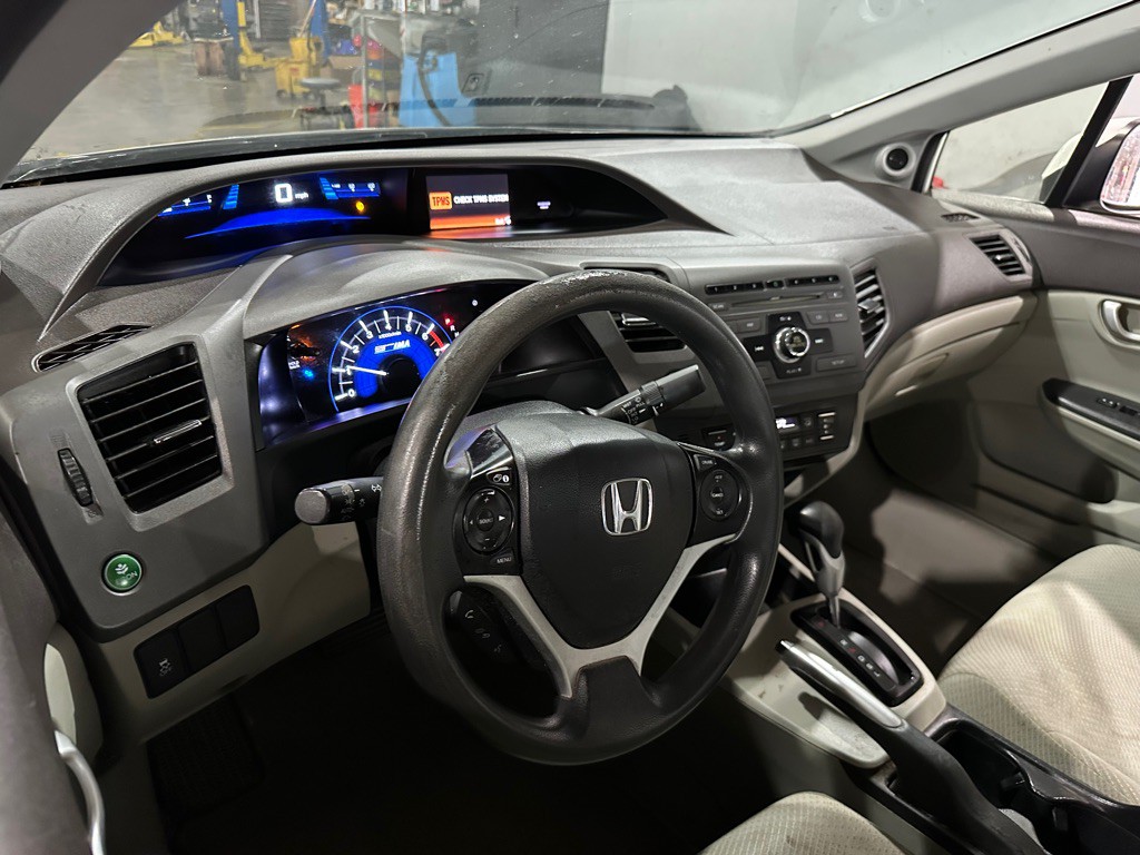 2012 Honda Civic Image 8