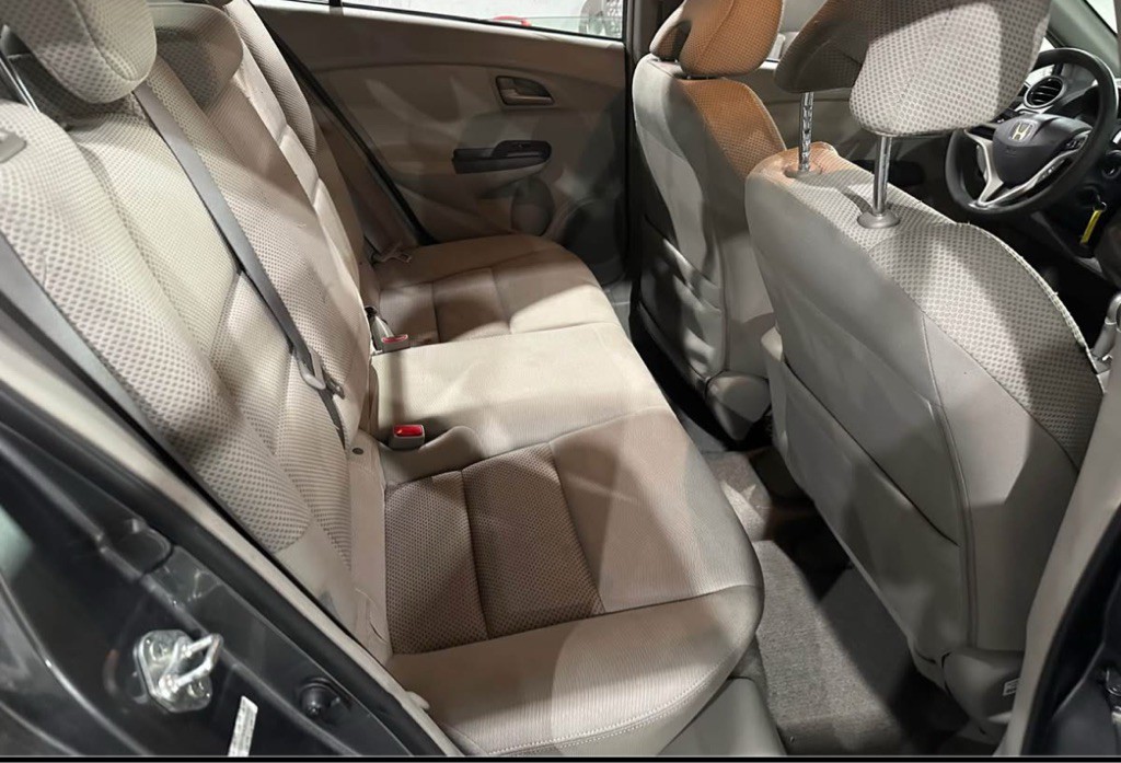 2010 Honda Insight Image 8