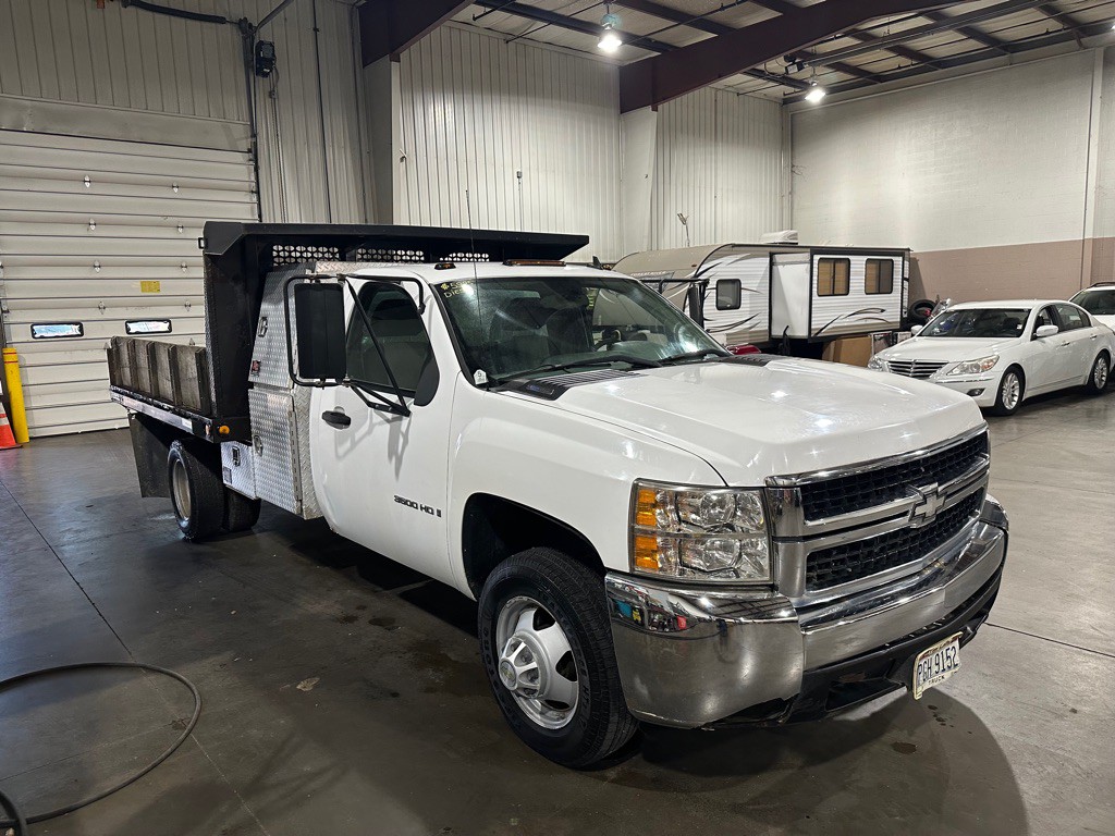 2008 Chevrolet Silverado 1500 Image 2