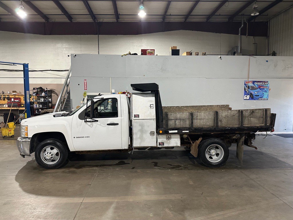 2008 Chevrolet Silverado 1500 Image 3