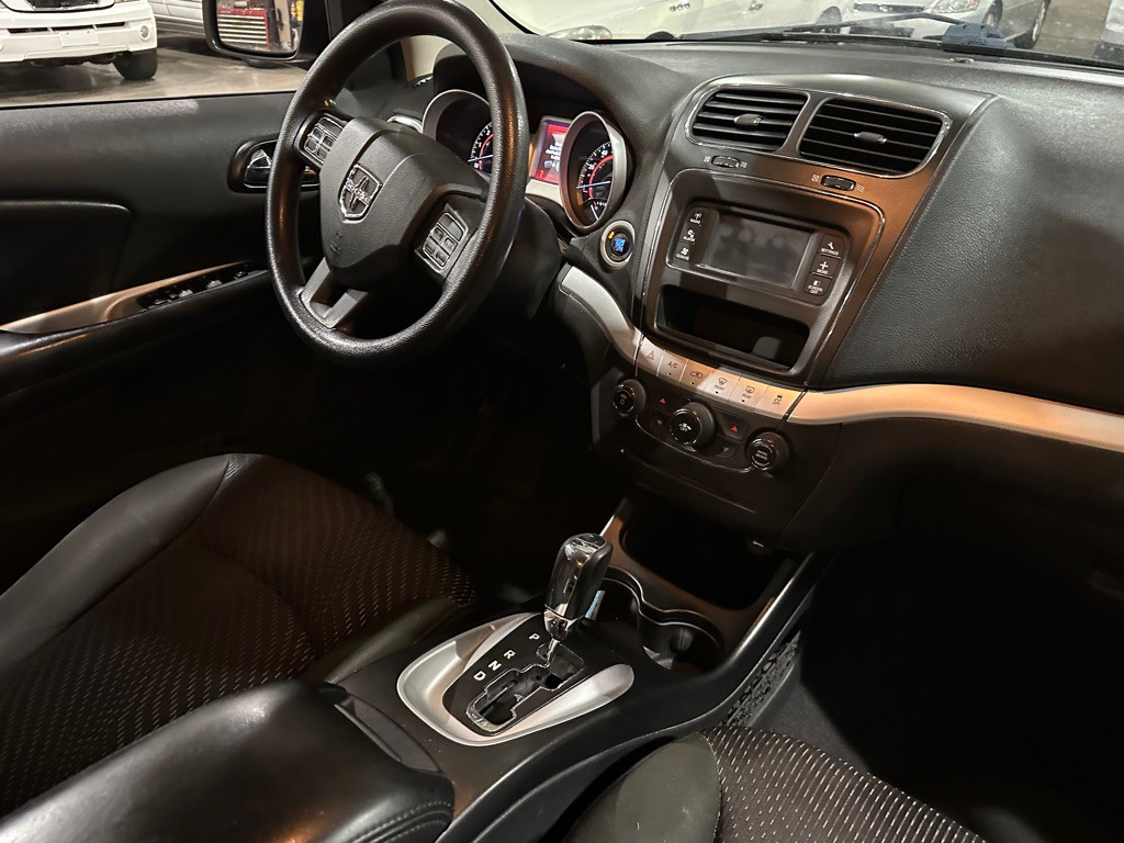 2011 Dodge Journey Image 10