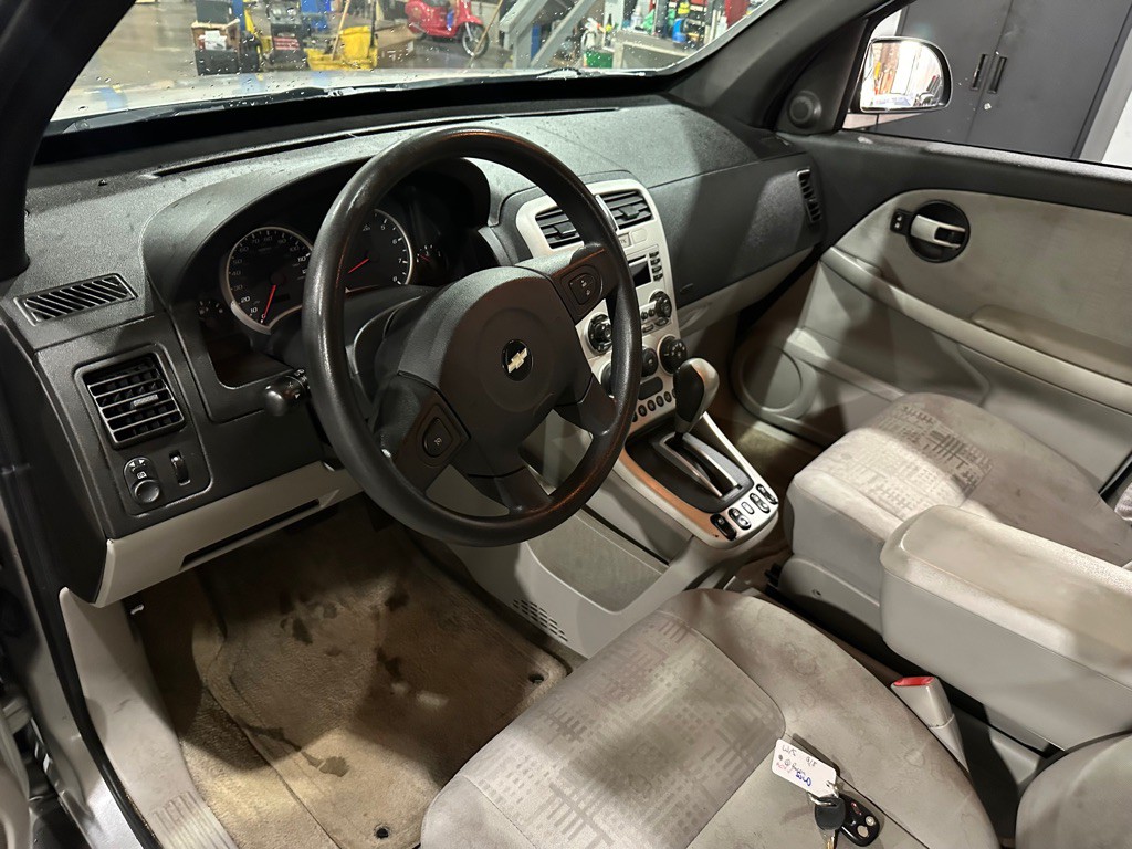 2006 Chevrolet Equinox Image 10