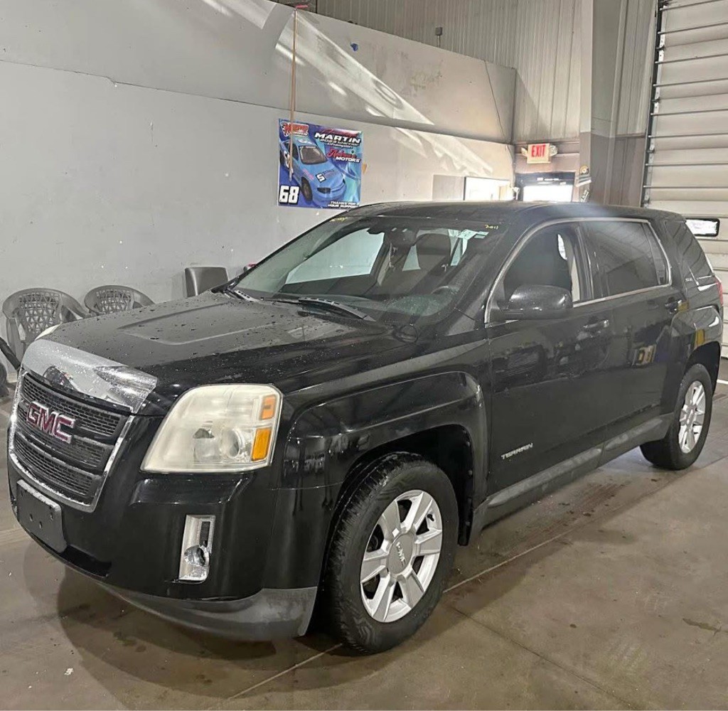 2011 GMC Terrain Image 1