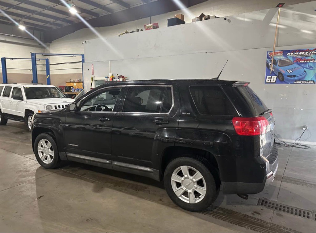 2011 GMC Terrain Image 8