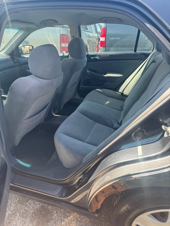 2005 Honda Accord Image 7