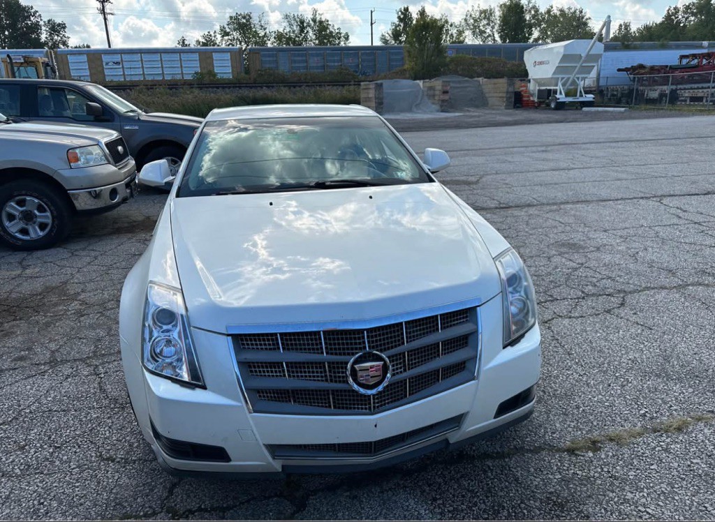 2009 Cadillac CTS Image 2
