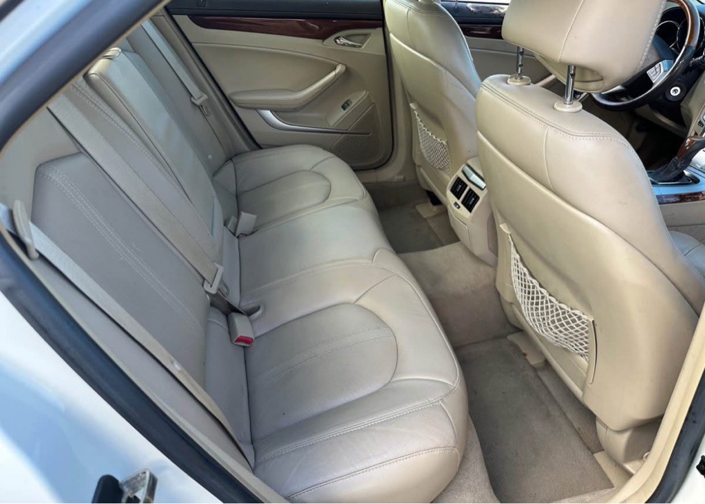 2009 Cadillac CTS Image 8