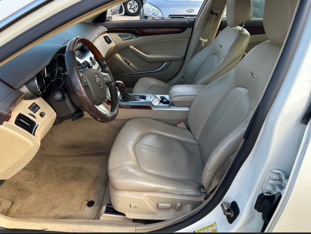 2009 Cadillac CTS Image 12
