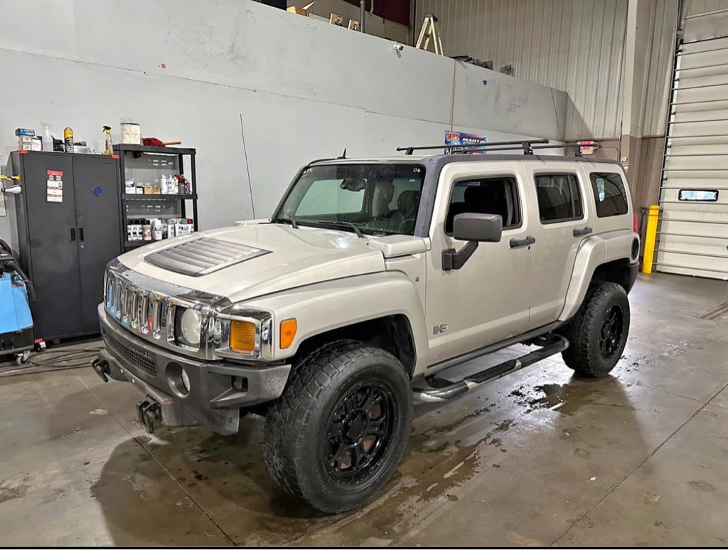 2006 HUMMER H3 Image 1
